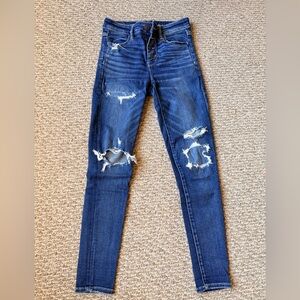 AE Distressed Hi-Rise Skinny Jeans size 4 - Dark Blue